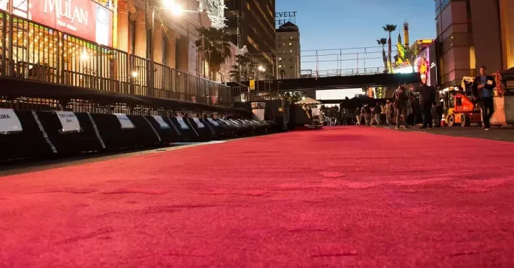 Julianne Hough and Jesse Palmer Set to Host “The 97th Oscars Red Carpet Show”