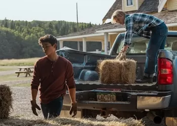 First Look Debut – Netflix’s “My Life with the Walter Boys” Season 2